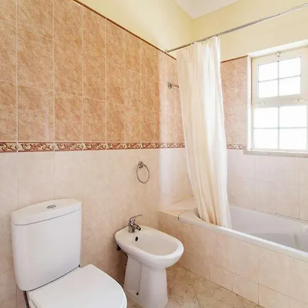 Holiday home Casa Camarinha