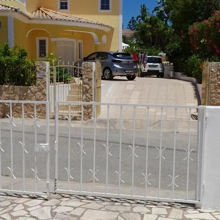 Casa Camarinha Hébergement de vacances *